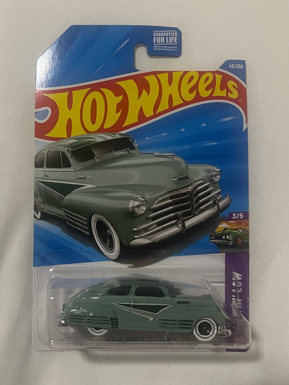 Hot Wheels ’47 Chevy Fleetline Green 2026 Layin’ Low 3/5 HW#45/250